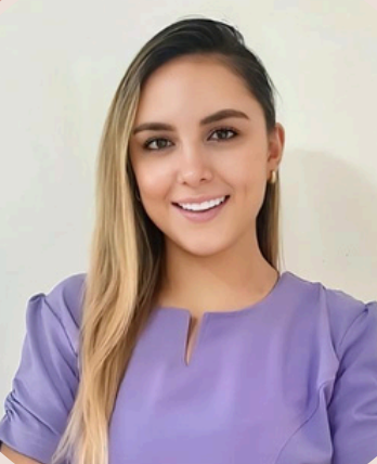 "Laura Pacheco nutricionista canina especialista en dieta cocida para perros"